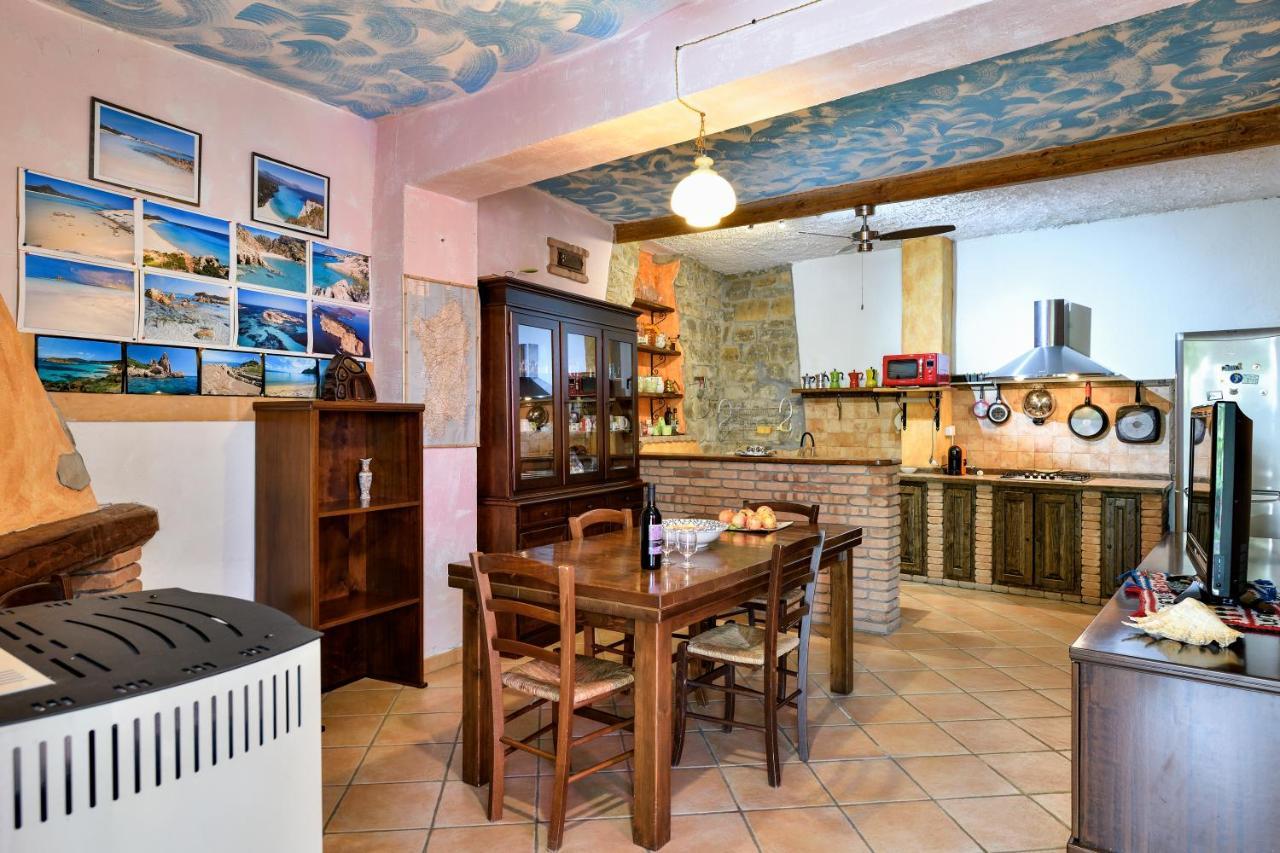 Villa Andrebyke à Gergei Extérieur photo